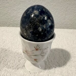 Wedgwood Egg Holder England China Flower Painted
Egg Holder /with Marble Egg